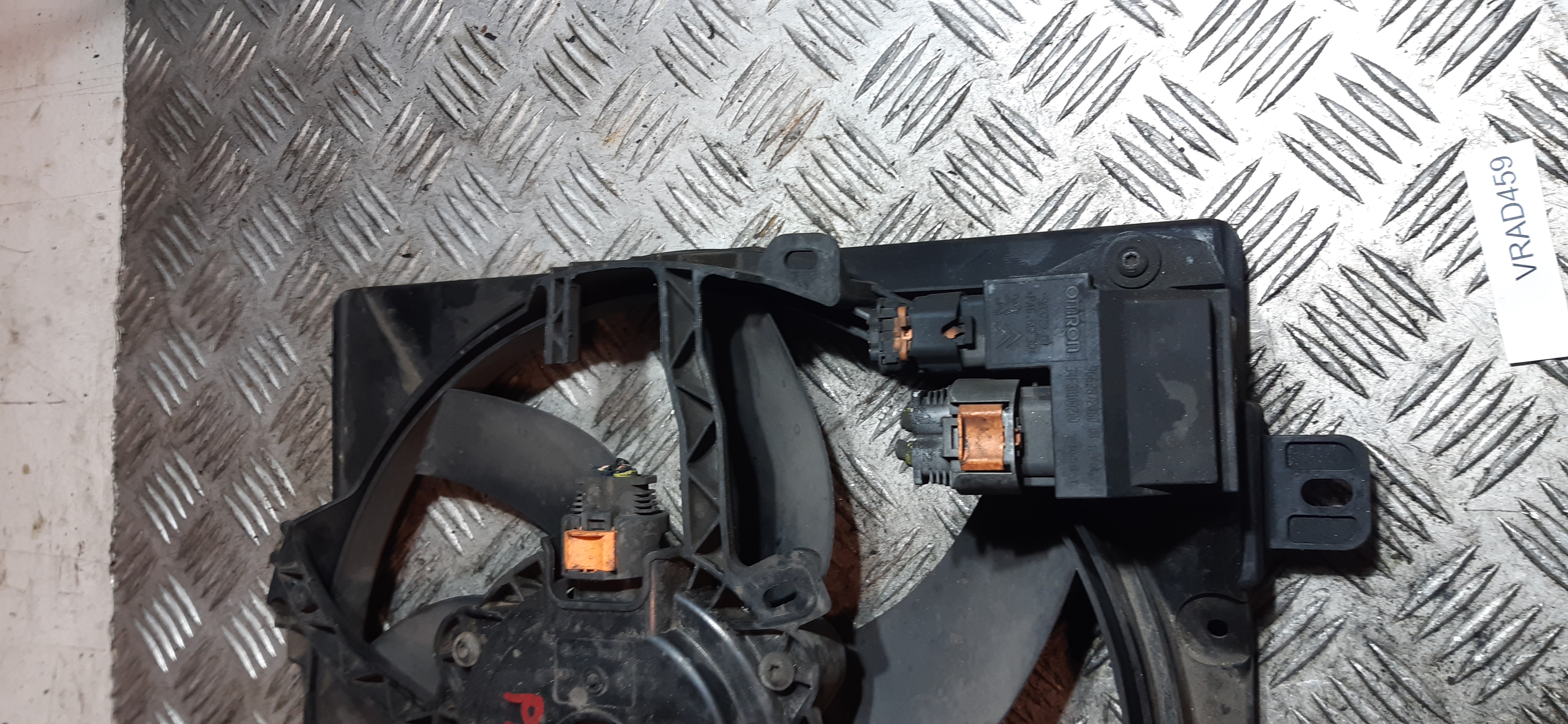Ventola radiatore Peugeot 208 1.4HDI 2014 8H01 VRAD459